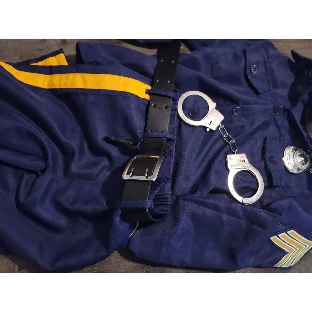 Spirit‎ Halloween youth cop costume police handcuffs